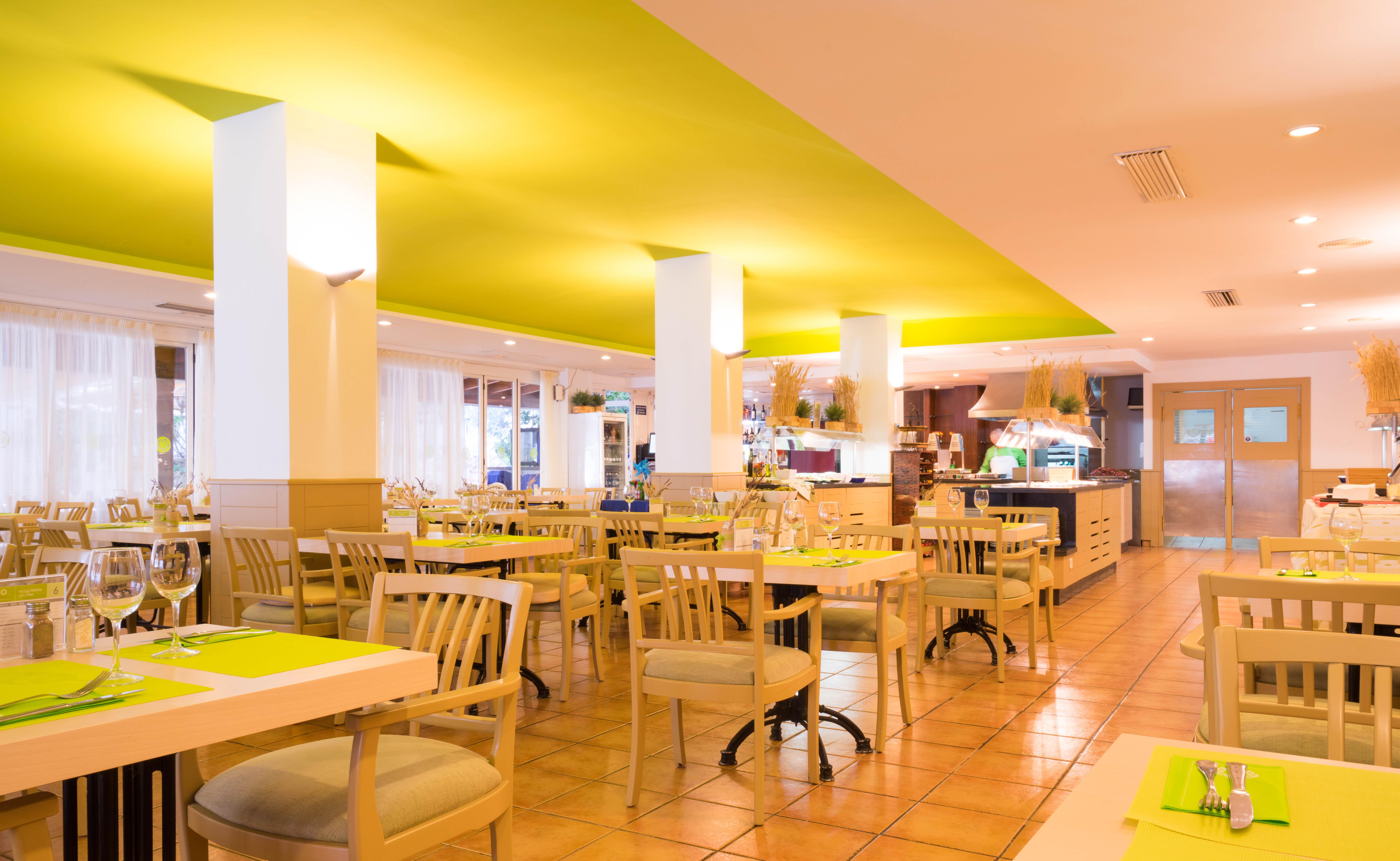 Houm Plaza Son Rigo Aparthotel Playa de Palma  Exterior photo