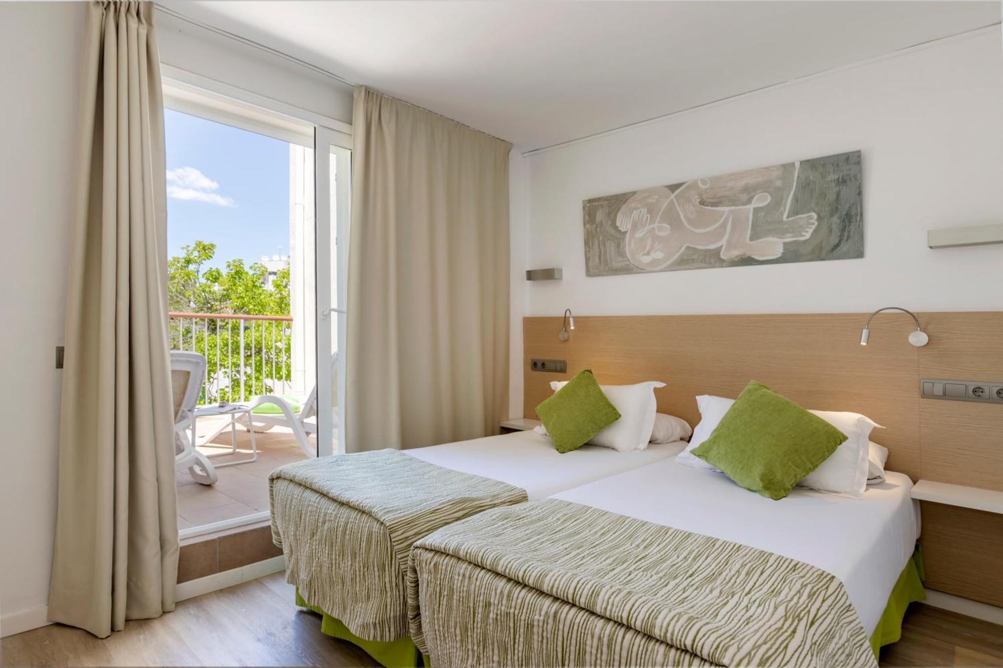 Houm Plaza Son Rigo Aparthotel Playa de Palma  Exterior photo